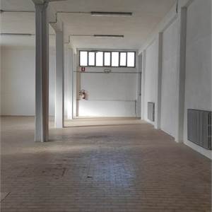 Warehouse for Sale in Ancona