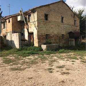 Rustico / Landhaus in Verkauf zu Recanati